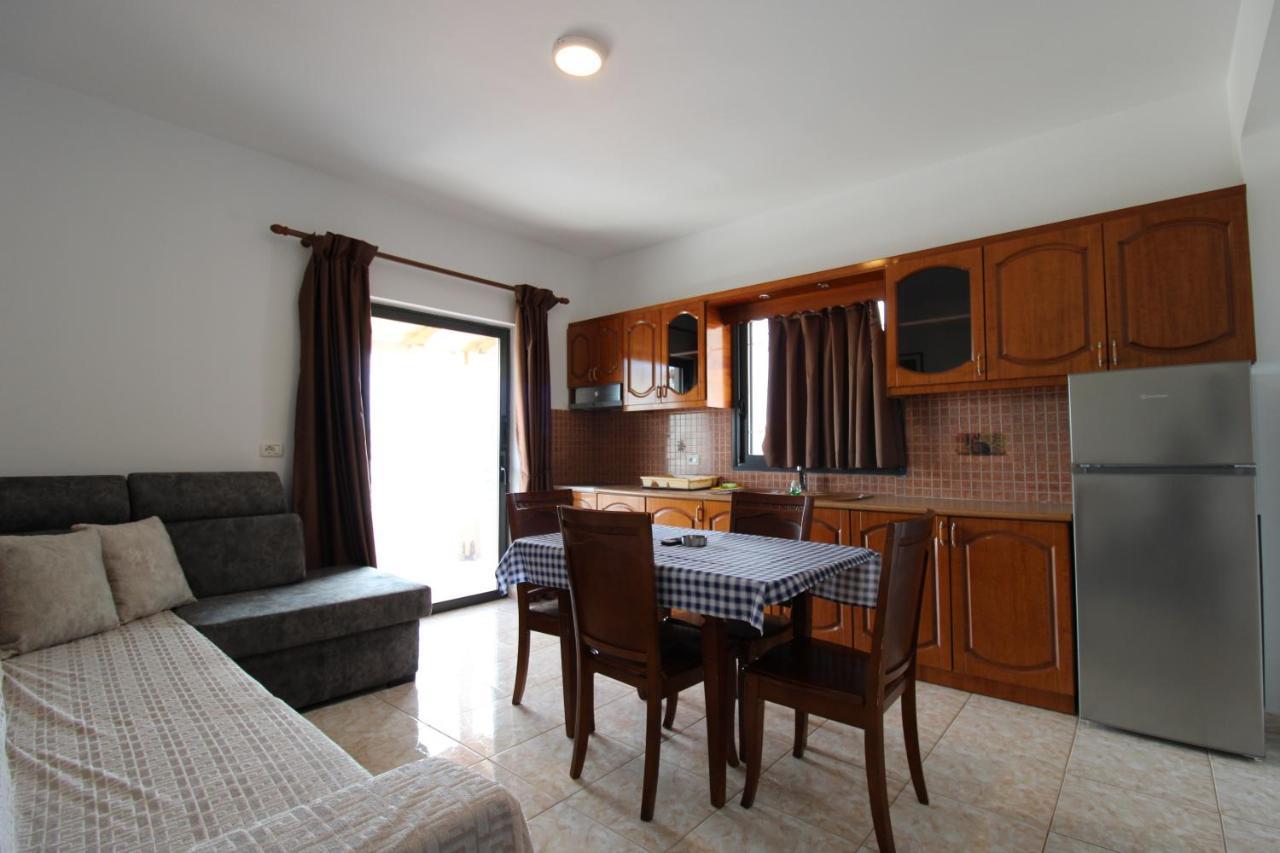 Vila Bilali Apartment Ksamil Exterior photo