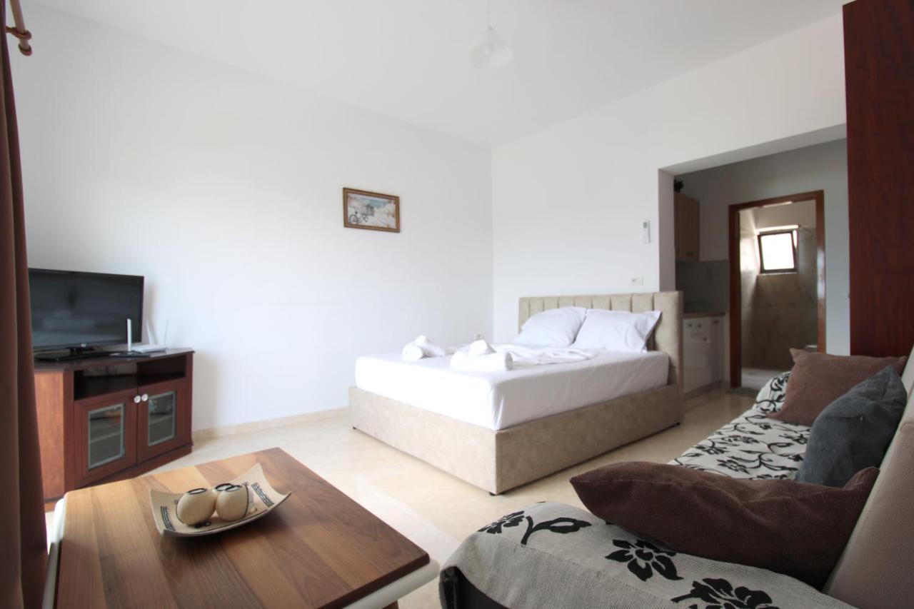 Vila Bilali Apartment Ksamil Exterior photo